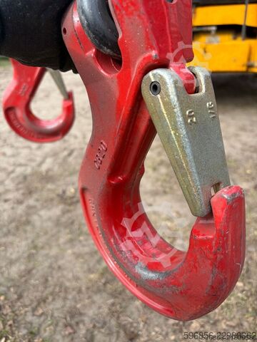 Suspension chain 20mm 4m McBULL 12.5t / 17t hook Łańcuch zawiesiowy 20mm 4m McBULL 12,5t / 17t hak Łańcuch zawiesiowy 20mm 4m McBULL 12,5t / 17t hak