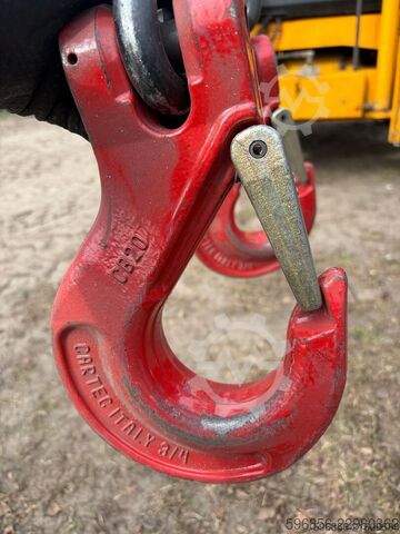 Suspension chain 20mm 4m McBULL 12.5t / 17t hook Łańcuch zawiesiowy 20mm 4m McBULL 12,5t / 17t hak Łańcuch zawiesiowy 20mm 4m McBULL 12,5t / 17t hak