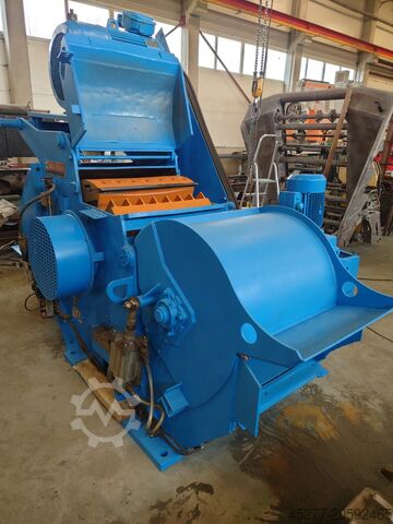 Wood shredder Heinola SM TT-97R6SB