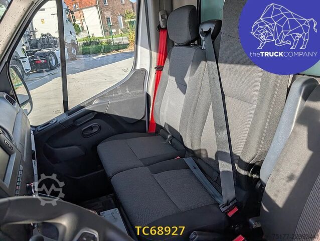 Renault Master 2.3 DCI box body with tail lift Renault Master 2.3 DCI KOFFER MET LAADBRUG