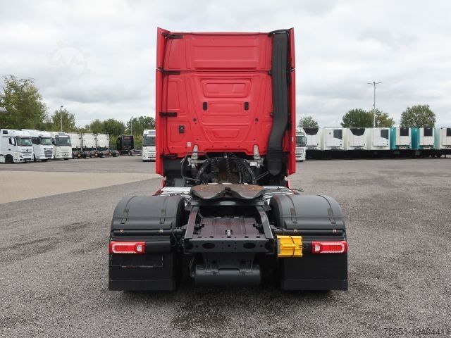 Standard SZM Mercedes Benz 1851 LS Actros Gigaspace Solostar Retarder