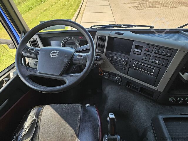 Standard-SZM VOLVO FM 330 SLEEPERCAB NL-TRUCK