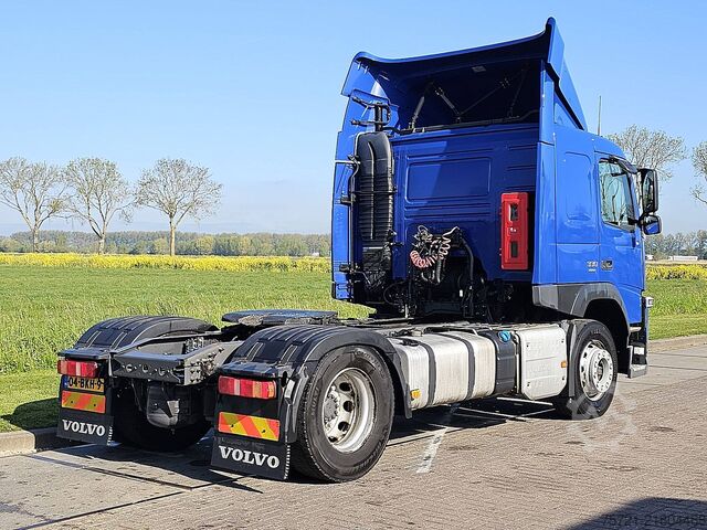 Standard-SZM VOLVO FM 330 SLEEPERCAB NL-TRUCK
