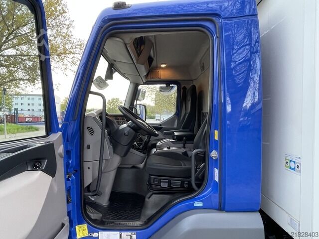 Refrigerator body van daf LF 210 FA KÜHLKOFFER KLIMA*LBW*