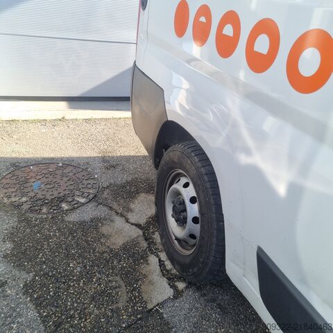 Wohnwagen/Wohnmobil Fiat Ducato Weinsberg Carabus 600 K|2022 EURO 6 | Venditore professionale