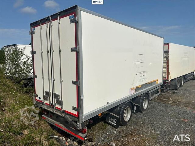 Box body HFR 2 axle cabinet trailer w/ Vector unit