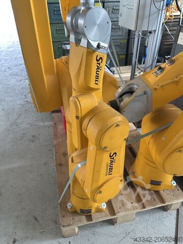 Industrial robot STÄUBLI Roboter CS8C-RX60
