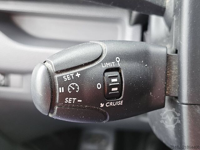 High-roof van PEUGEOT EXPERT 1.6