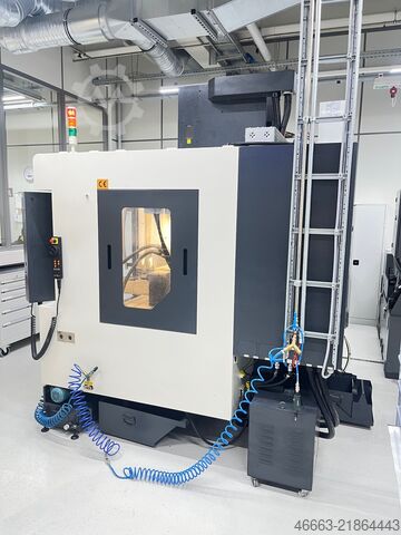 Universal-Bearbeitungszentrum + 5. Achse Posmill C 800 Kompakt