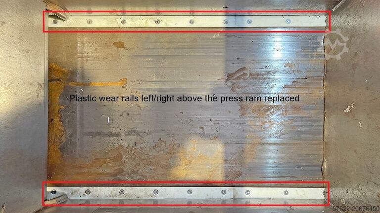 Baler 80 t with pecial press ram for pressing ‘difficult’ materials Avermann Maschinenfabrik GmbH & Co. KG AVOS 1410-45/80