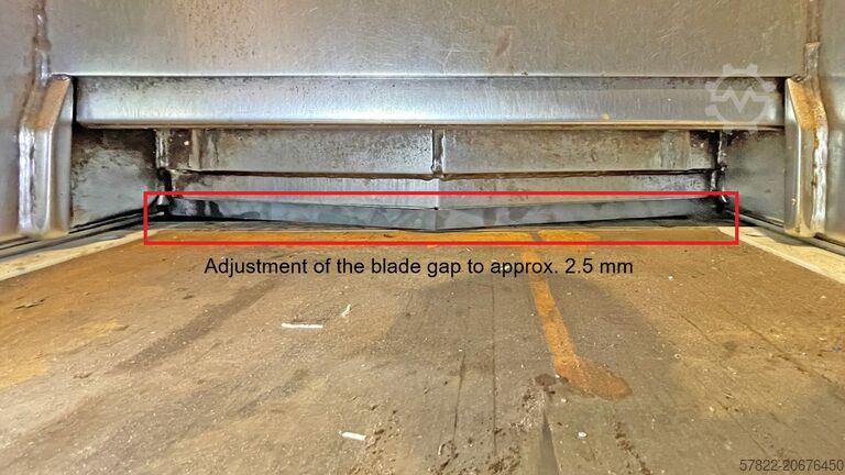 Baler 80 t with pecial press ram for pressing ‘difficult’ materials Avermann Maschinenfabrik GmbH & Co. KG AVOS 1410-45/80