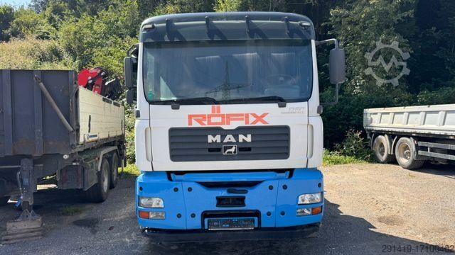 Special purpose truck MAN TGA 26.430 6x4 Silo Aufsteller Bj 2005