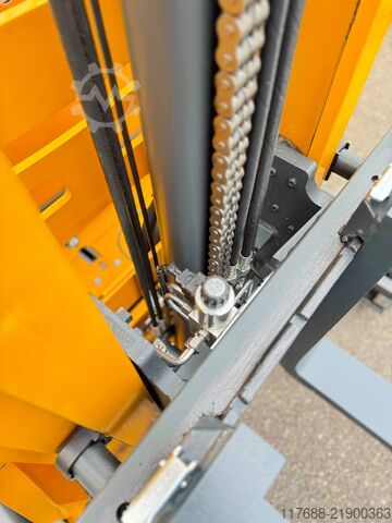 Reach truck Jungheinrich ETV 216 - Service Neu - Batterie 80% - 9,92m Hub