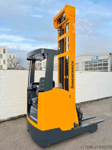 Reach truck Jungheinrich ETV 216 - Service Neu - 8,72m Hub - Batterie 80% - 8,72m