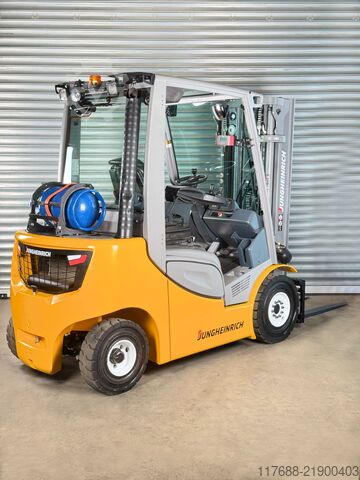 LPG front loader Jungheinrich TFG 4254s - Service Neu - Triplex - 2.5t - 4.7m Hub - VW