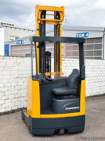 Reach truck Jungheinrich ETV 214 - Service Neu - nur 3.995  Std. - Batterie 80%