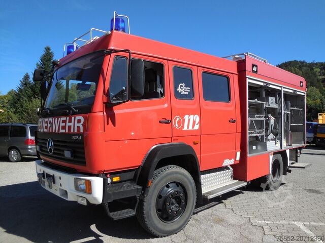Feuerwehr Löschfahrzeug Mercedes-Benz 1124 AF LF 16 Löschfahrzeug Schlauchhaspel Metz Pumpe Feuerwehr