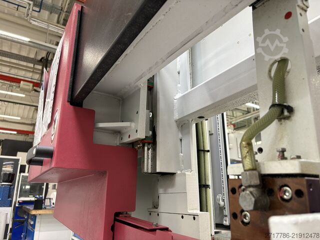 MEtal band saw BEHRINGER HBE320-523