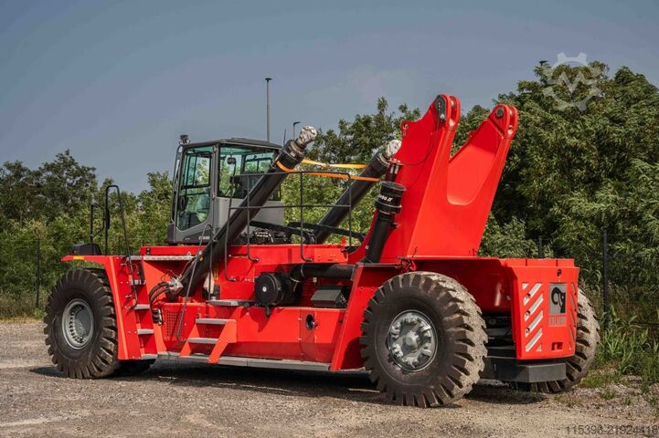 Full-container reach stacker Kalmar DRG450-60S5M