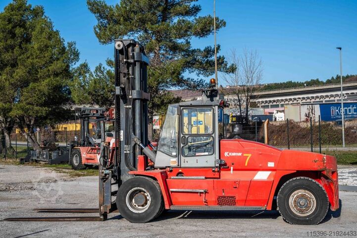 Heavy Forklift - Diesel Kalmar DCE 160-12