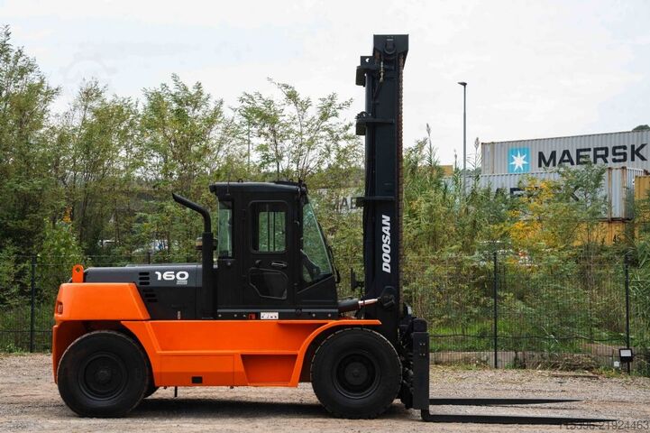 Heavy Forklift - Diesel Doosan D 160 S-5 - nur 4799 Betriebsstunden !!