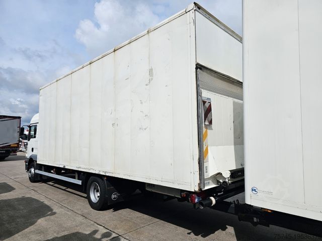 LKW mit Kofferaufbau MAN TGA 15. 280 * KOFFER MIT SCHLAFKABINE & ANHÄNGER