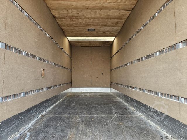 LKW mit Kofferaufbau MAN TGA 15. 280 * KOFFER MIT SCHLAFKABINE & ANHÄNGER