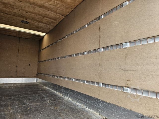 LKW mit Kofferaufbau MAN TGA 15. 280 * KOFFER MIT SCHLAFKABINE & ANHÄNGER