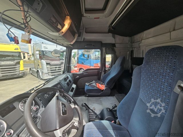 LKW mit Kofferaufbau MAN TGA 15. 280 * KOFFER MIT SCHLAFKABINE & ANHÄNGER