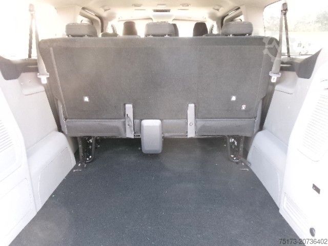 Kleinbus FORD Transit Custom 320L2 Limited Kombi AT AHK 2xSTür