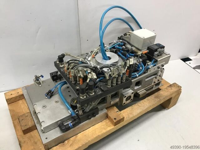 Vacuum lifting device, vacuum lifter; custom-made as a handling device for an industrial robot, for  Festo 