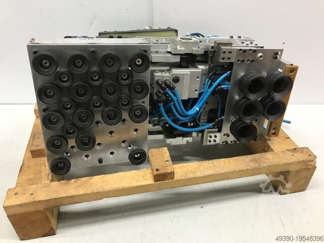 Vacuum lifting device, vacuum lifter; custom-made as a handling device for an industrial robot, for  Festo 