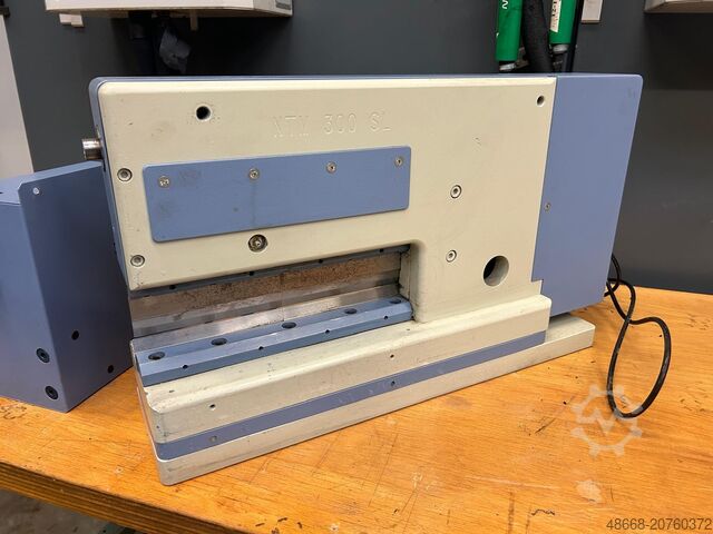 Nutzentrenner Leiterplattenbearbeitung BJZ NTM 300 NSL