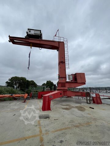 Kran VEB Baumechanisierung Barleben / Stahl