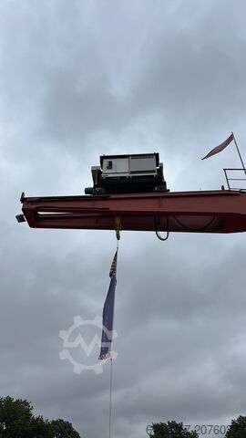 Kran VEB Baumechanisierung Barleben / Stahl