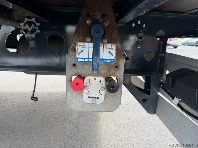 Schiebeplanen Berger SAPL 24 LTMN SAF Liftachse Schiebeverdeck