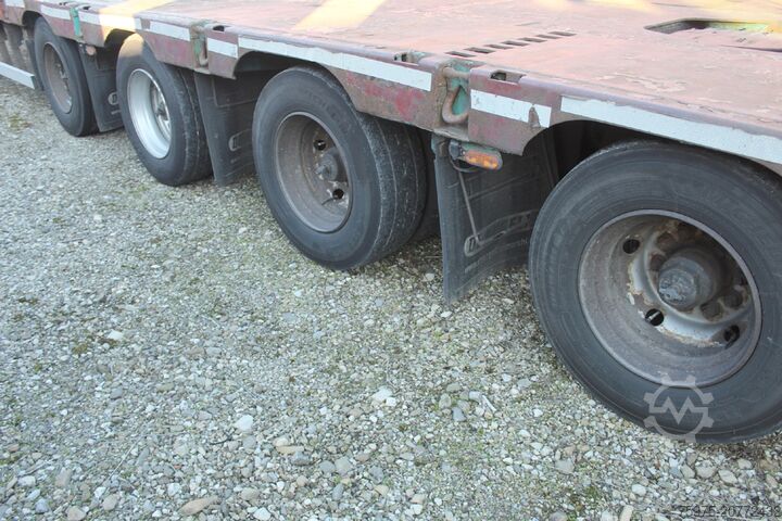 Lowbed semitrailer for transportation of construction machinery De angelis carrellone allungabile eccezionale usato
