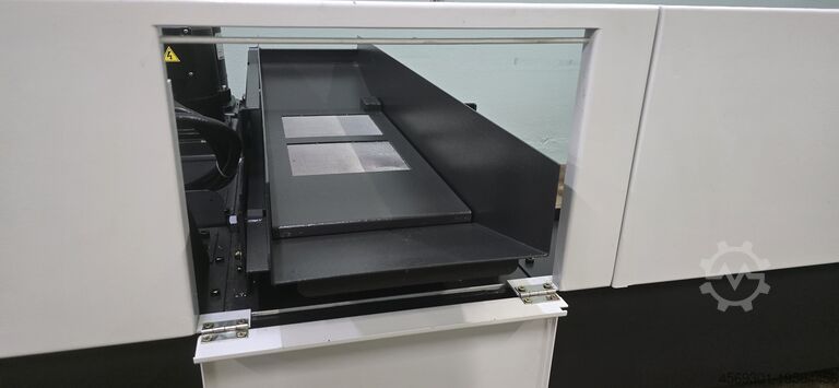 Vertical machining center Okuma MP-46V