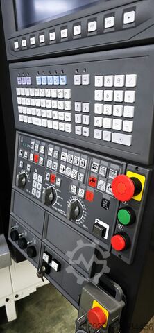 Vertical machining center Okuma MP-46V