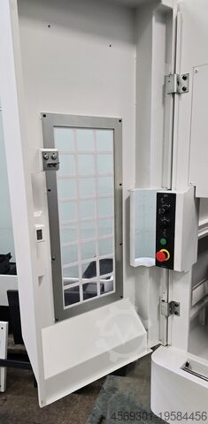 Vertical machining center Okuma MP-46V