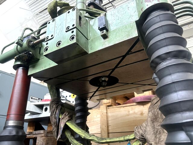 Spotting press Reis 60A/7H