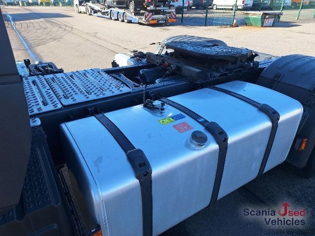 Standard SZM Scania R 450 A4x2NA, XT Model, Hydraulik, Navi, Leder Len