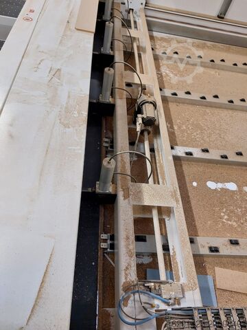 Beschneidungsmaschine HOMAG SAWTECH B-130