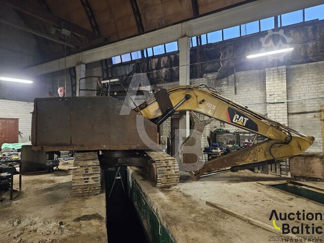 Raupenbagger Caterpillar 318 E L