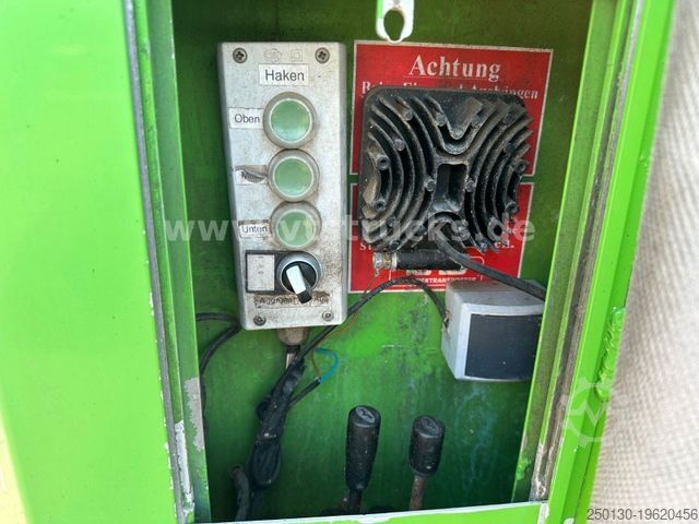 Horse transport trailer Fiege Tec AT 24/80 3.Stock Viehanhänger,Hubdach