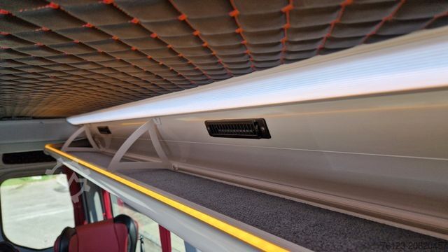 Kleinbus MERCEDES-BENZ Sprinter 315 Tourer 9 SS VIP Systemboden Stock