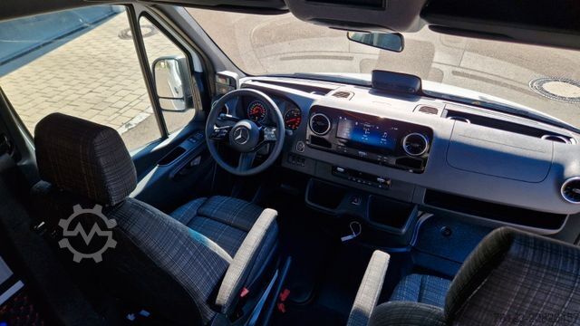 Kleinbus MERCEDES-BENZ Sprinter 315 Tourer 9 SS VIP Systemboden Stock