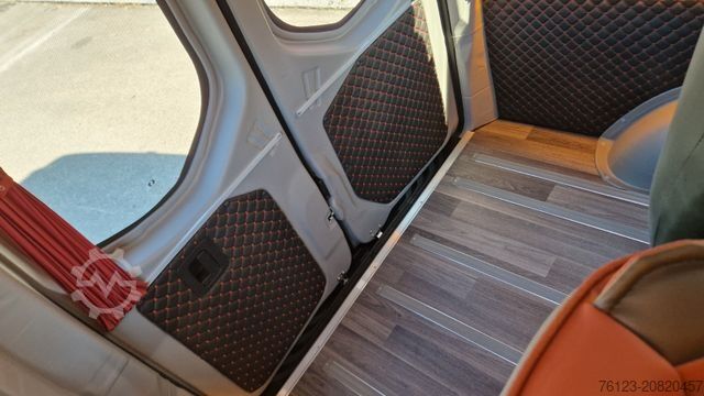 Kleinbus MERCEDES-BENZ Sprinter 315 Tourer 9 SS VIP Systemboden Stock