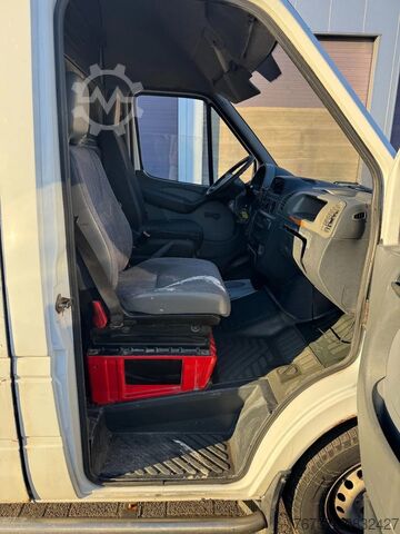 Kastenwagen Mercedes-Benz Sprinter 308 **BELGIAN ORIGINE+LIFT**