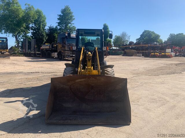 WHEEL LOADER Komatsu WA70-6